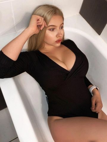 Глория Горячая Малышка Нефтегорск